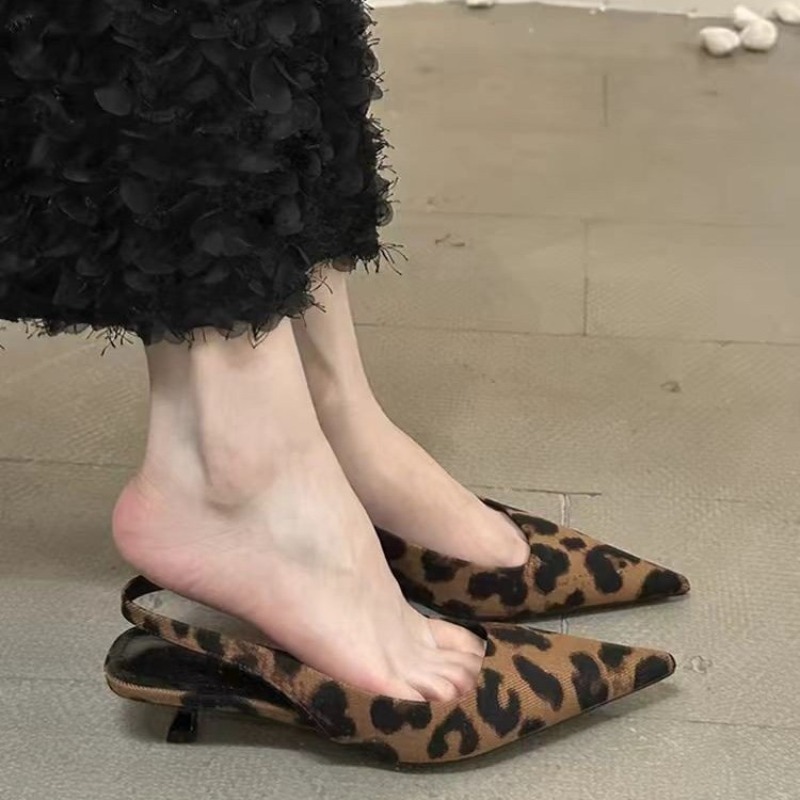 Summer Clothing Petite - İlkbahar Yaz Kadınlar İçin Slip-on Sandalet